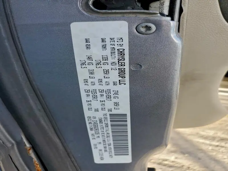 2013 DODGE GRAND CARAVAN SE  