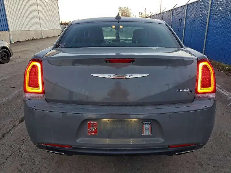 2018 CHRYSLER 300 S  