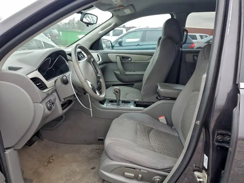 2014 CHEVROLET TRAVERSE LT  