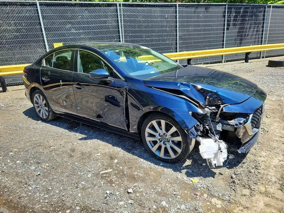 2021 MAZDA 3 PREFERRED  
