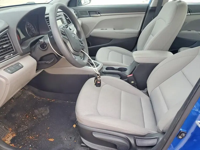 2018 HYUNDAI ELANTRA SE  