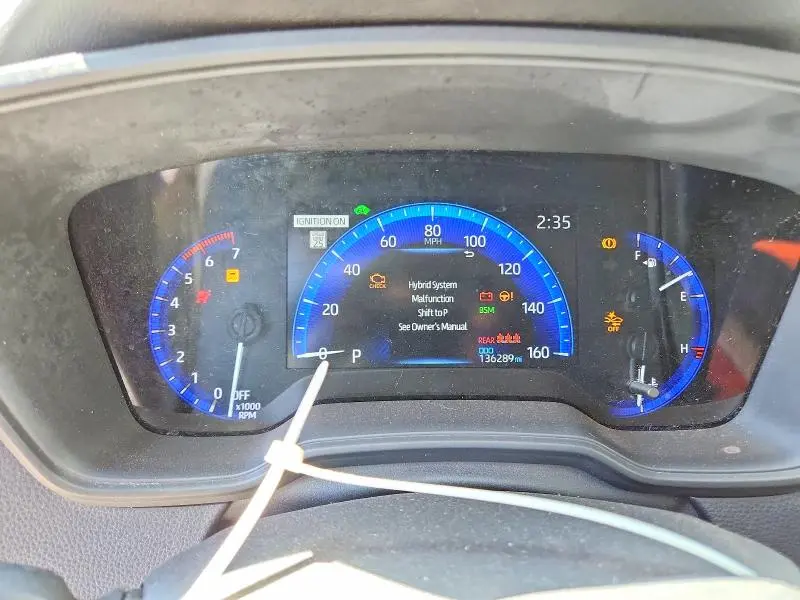 2021 TOYOTA COROLLA LE  