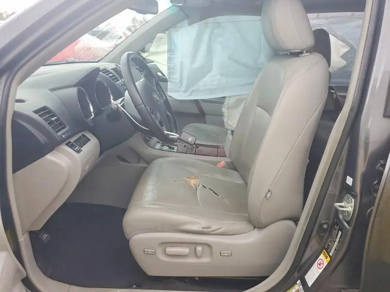 2013 TOYOTA HIGHLANDER LIMITED  