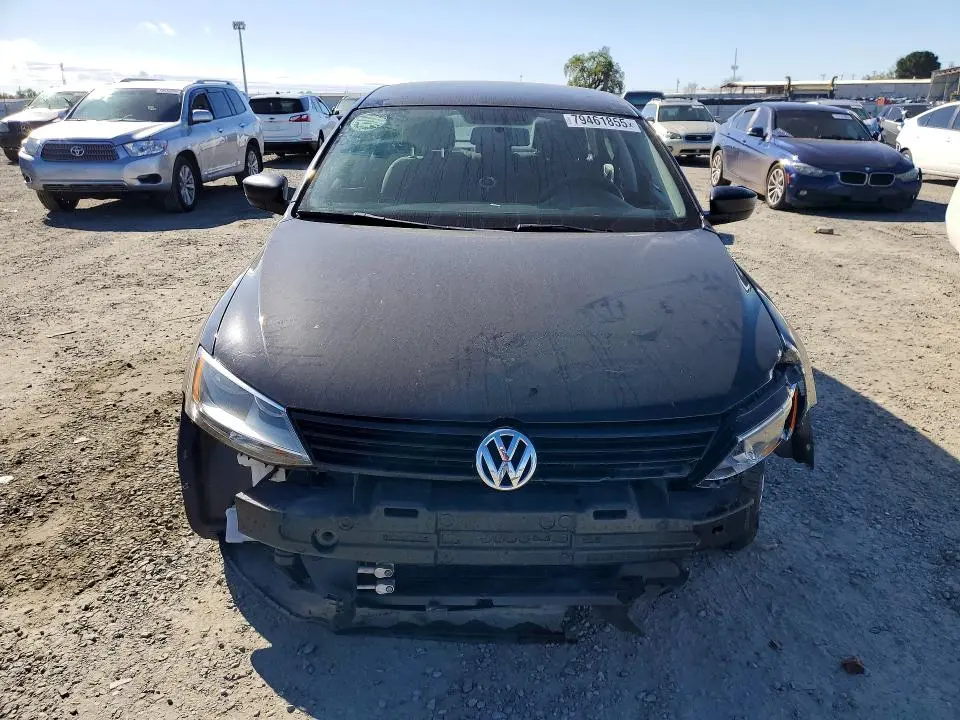 2013 VOLKSWAGEN JETTA BASE  