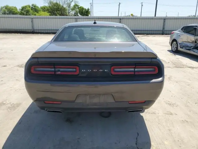 2016 DODGE CHALLENGER SXT
