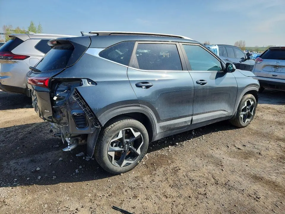 2024 KIA SELTOS EX  
