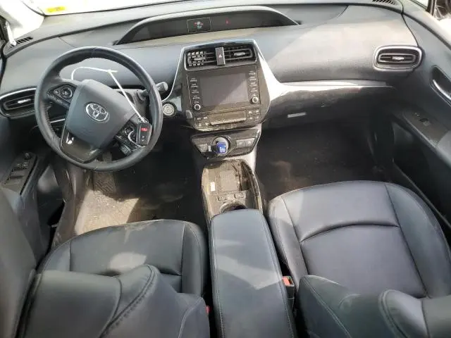 2020 TOYOTA PRIUS LE  