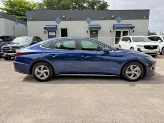 2021 HYUNDAI SONATA SE  