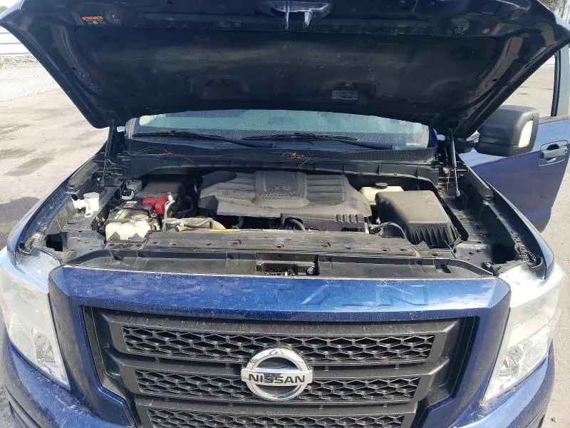 2022 NISSAN TITAN SV  