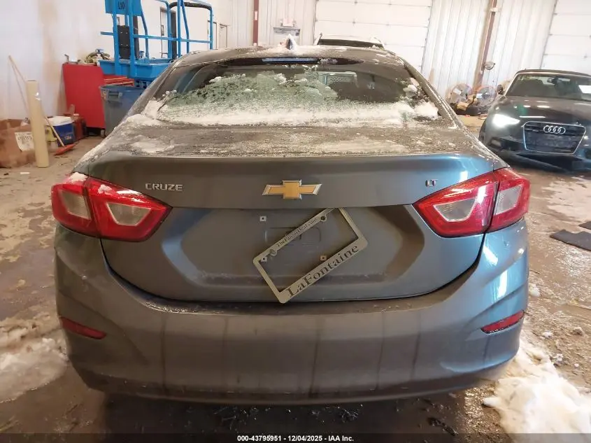 2018 CHEVROLET CRUZE LT AUTO