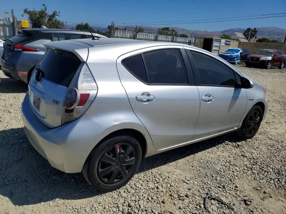 2014 TOYOTA PRIUS C ONE  
