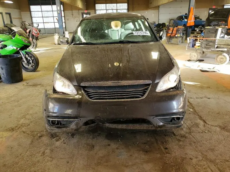 2014 CHRYSLER 200 LIMITED  