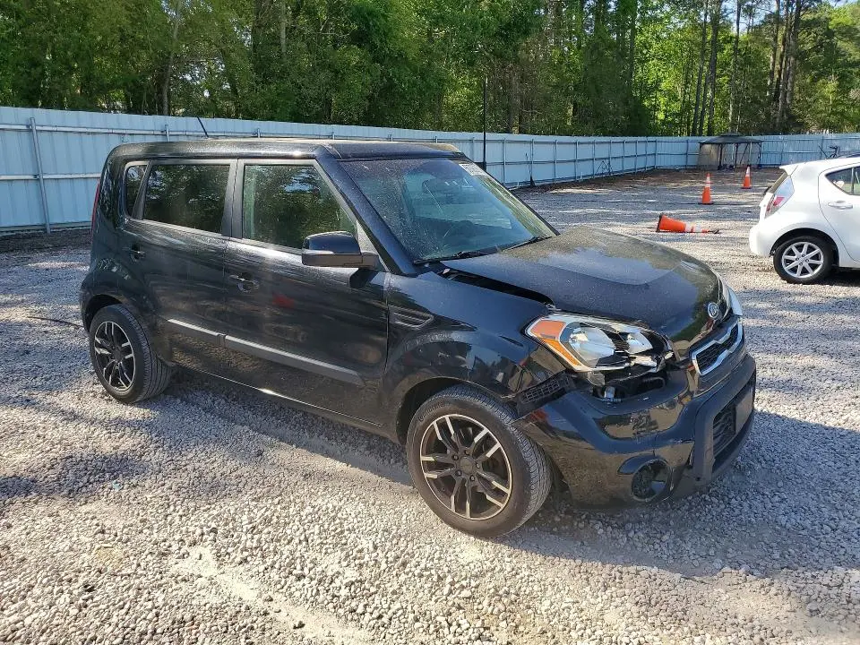 2012 KIA SOUL +  