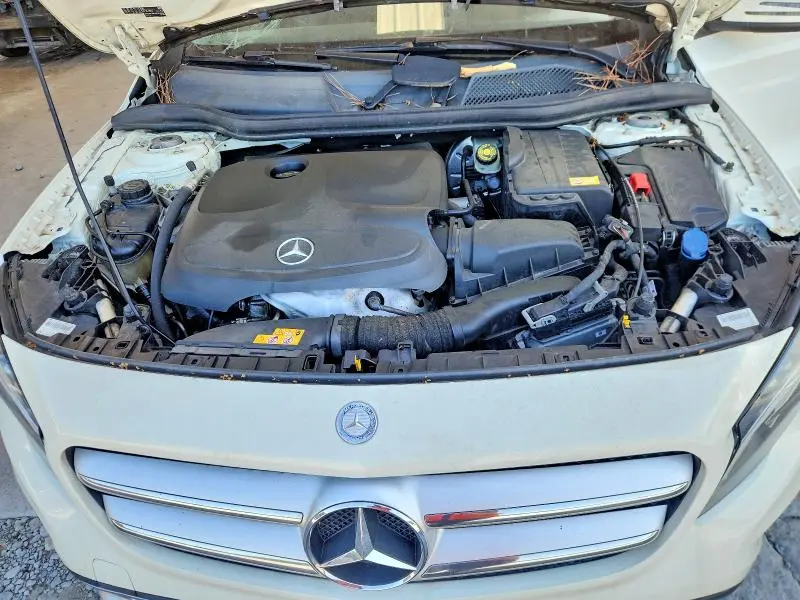 2015 MERCEDES-BENZ GLA 250 4MATIC  