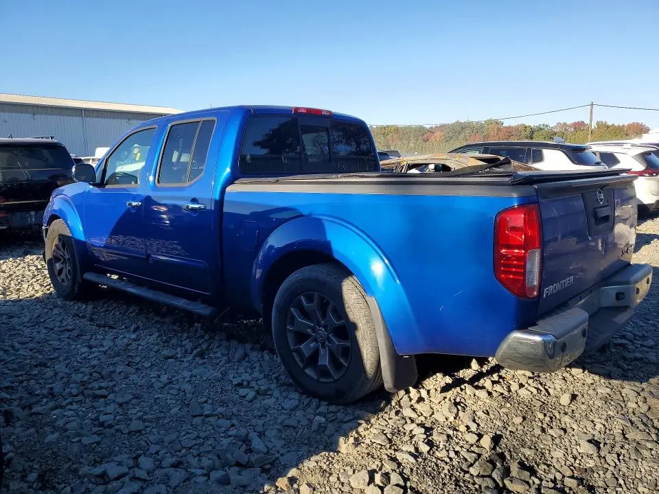 2014 NISSAN FRONTIER SL  