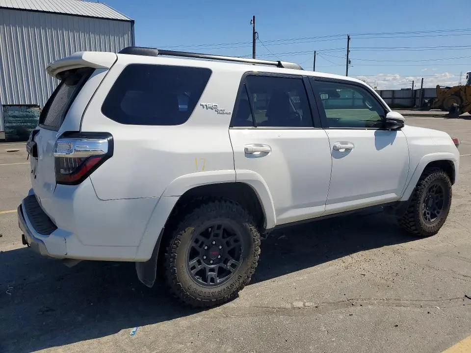 2022 TOYOTA 4RUNNER TRD OFF-ROAD PREMIUM  