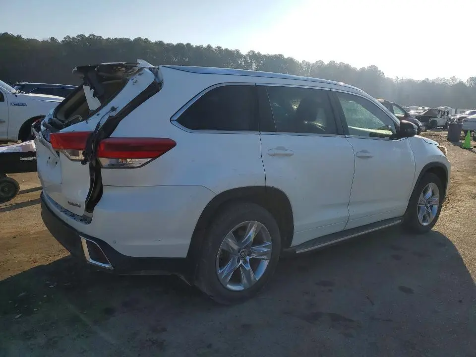 2018 TOYOTA HIGHLANDER LIMITED  