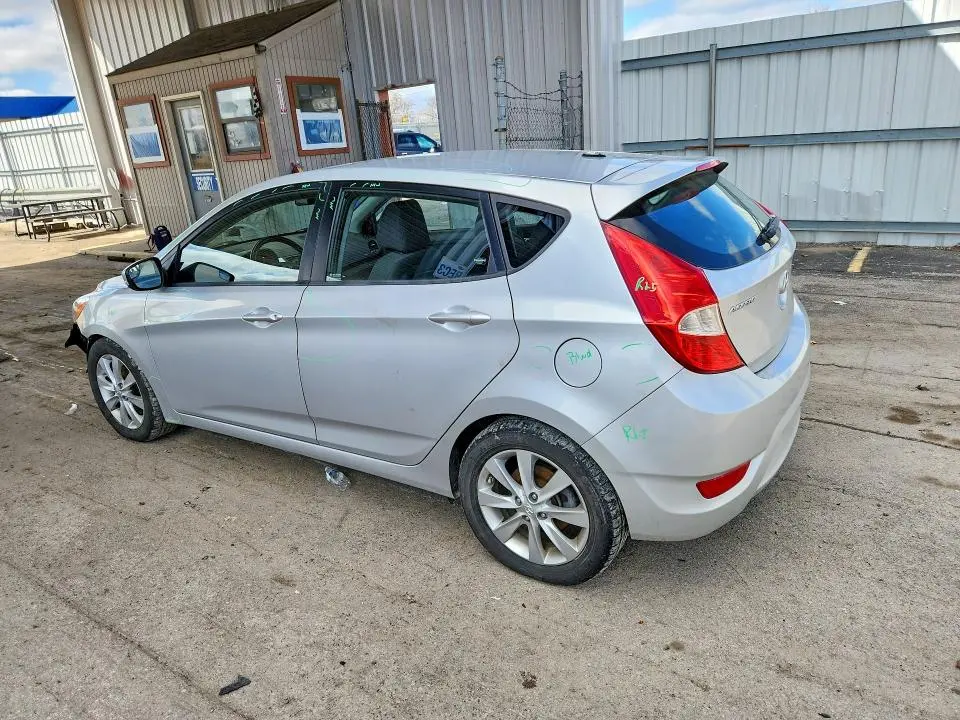 2014 HYUNDAI ACCENT SE  