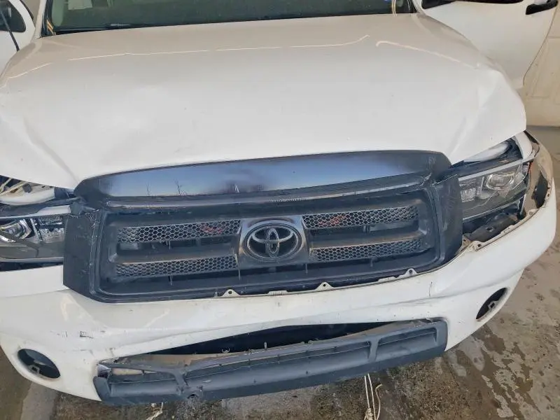 2011 TOYOTA TUNDRA DOUBLE CAB SR5  