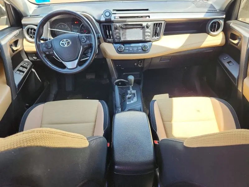 2017 TOYOTA RAV4 XLE  