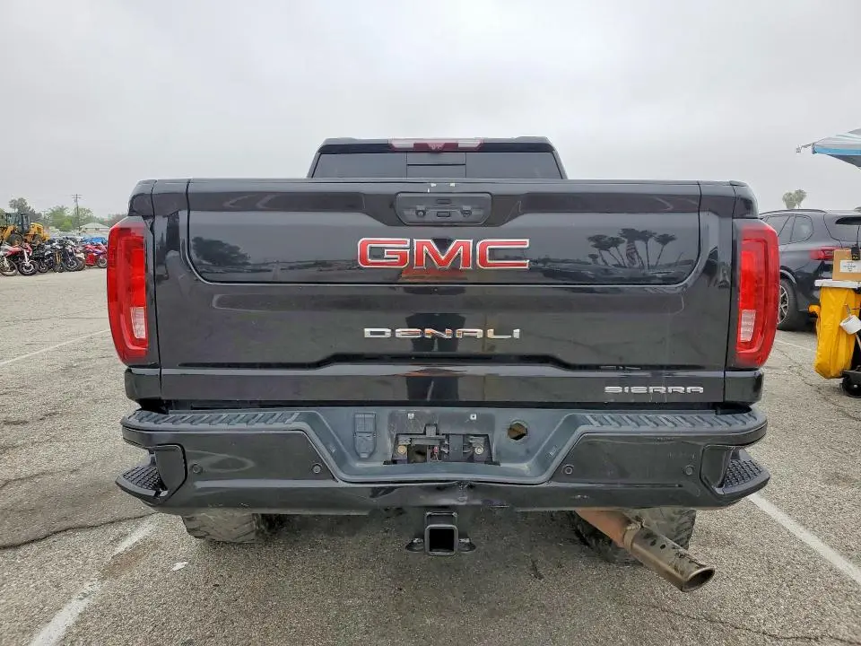 2022 GMC SIERRA K2500 DENALI  