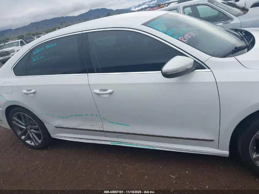 2016 VOLKSWAGEN PASSAT 1.8T R-LINE