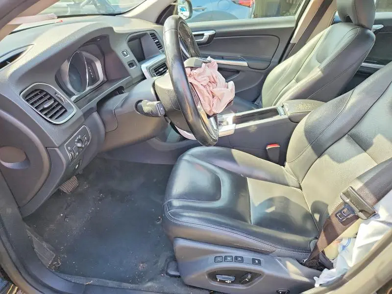 2016 VOLVO S60 PREMIER  