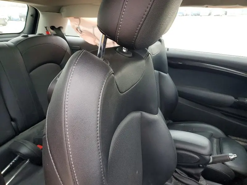2014 MINI COOPER S  