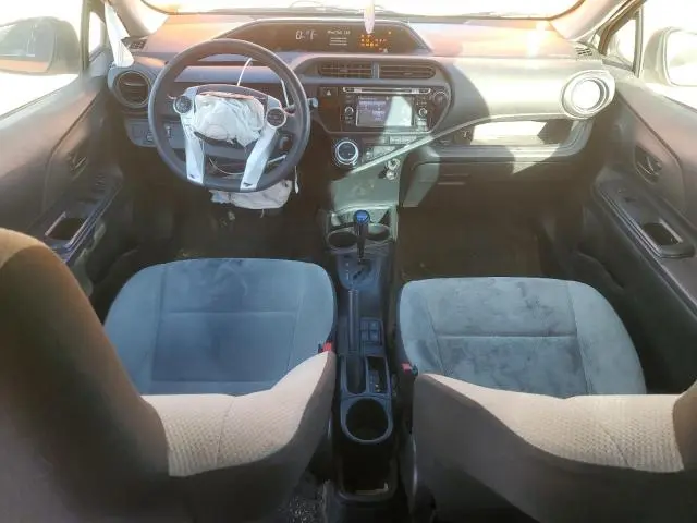 2016 TOYOTA PRIUS C   