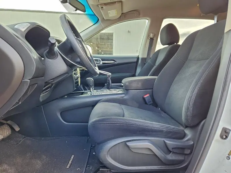 2016 NISSAN PATHFINDER S  