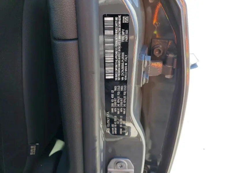 2020 JEEP RENEGADE LATITUDE  