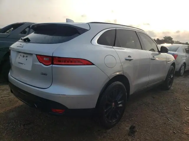 2017 JAGUAR F-PACE PRESTIGE