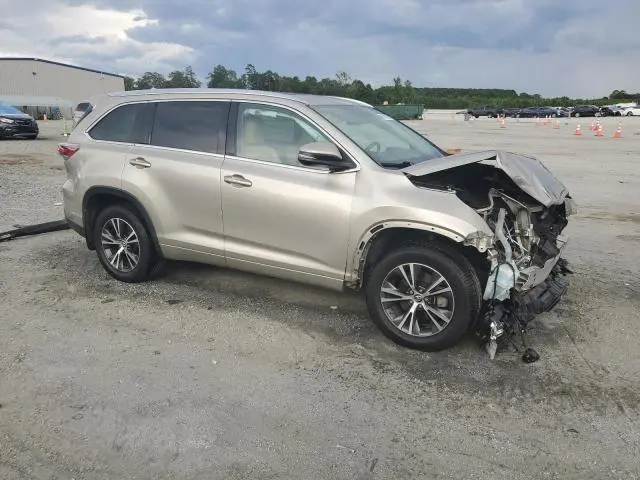 2016 TOYOTA HIGHLANDER XLE  