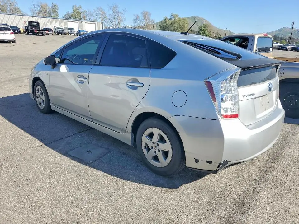2011 TOYOTA PRIUS TWO  