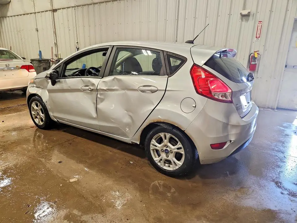 2014 FORD FIESTA SE  