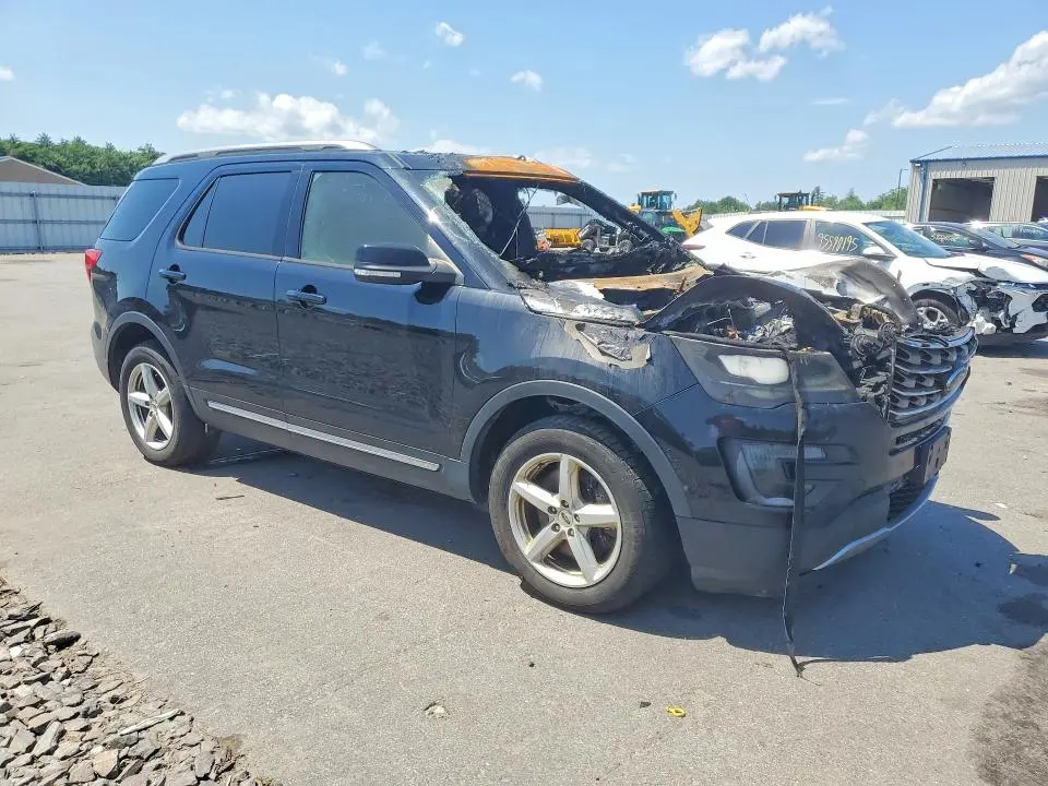 2017 FORD EXPLORER XLT  