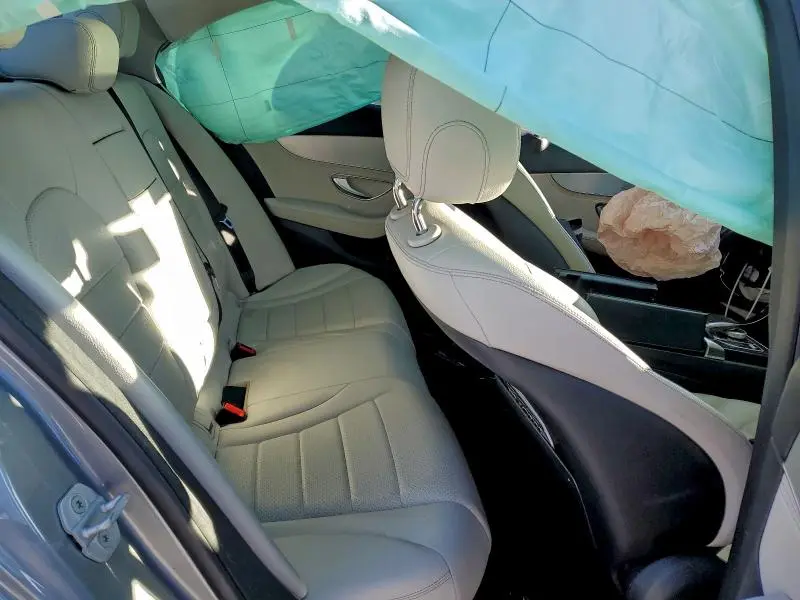 2015 MERCEDES-BENZ C 300  