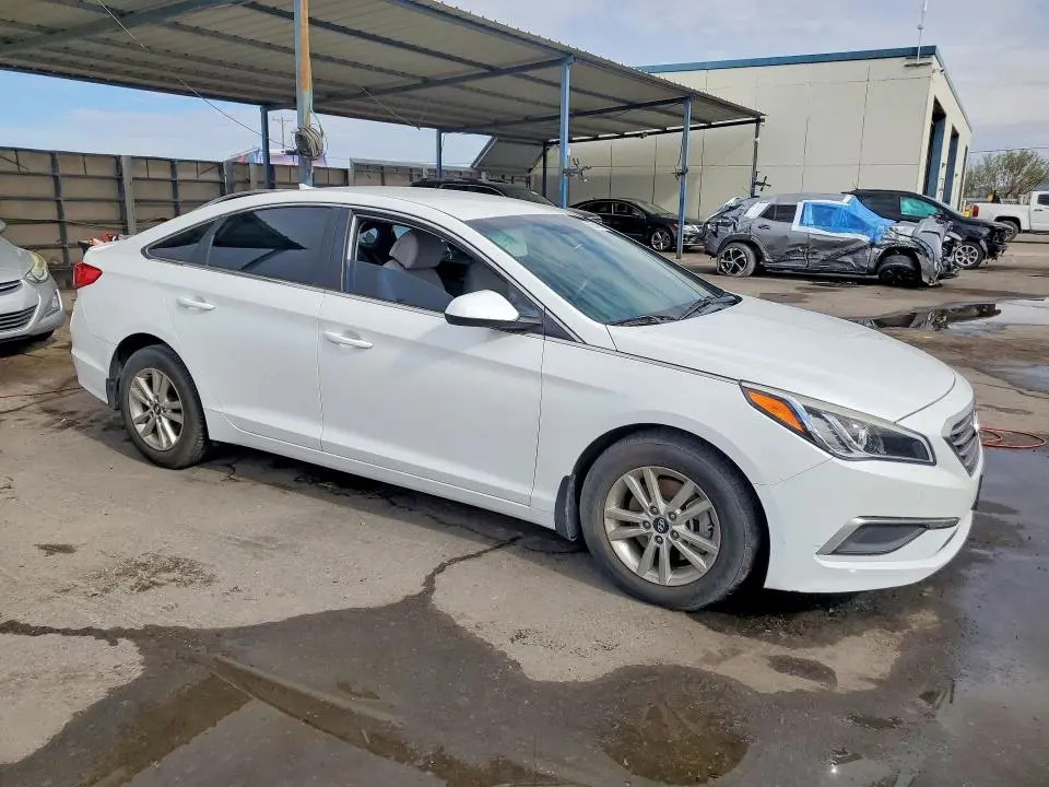 2016 HYUNDAI SONATA SE  