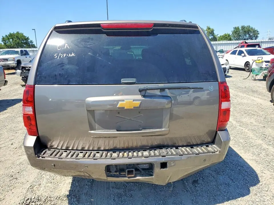 2013 CHEVROLET SUBURBAN K1500 LT  
