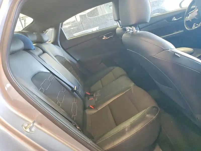 2024 KIA FORTE GT LINE  