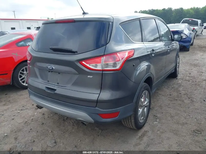 2015 FORD ESCAPE SE
