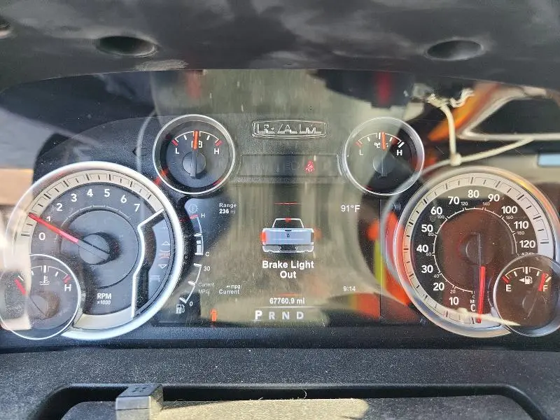 2017 RAM 1500 SLT  