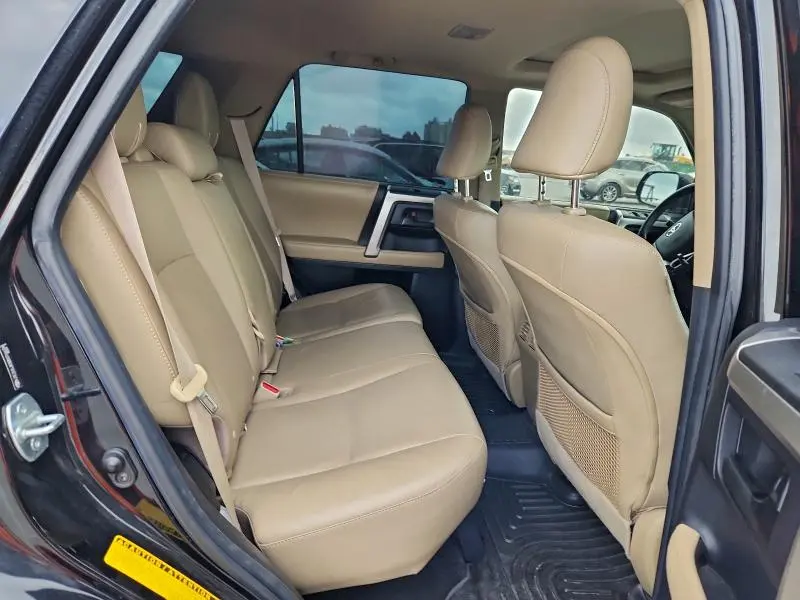 2011 TOYOTA 4RUNNER SR5  