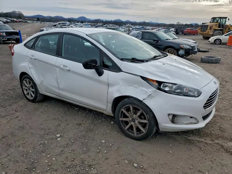 2018 FORD FIESTA SE  