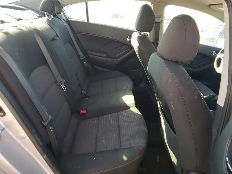 2016 KIA FORTE LX  