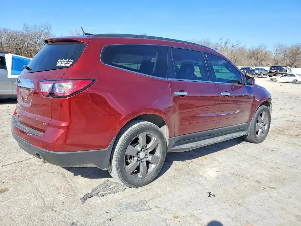 2017 CHEVROLET TRAVERSE LT  
