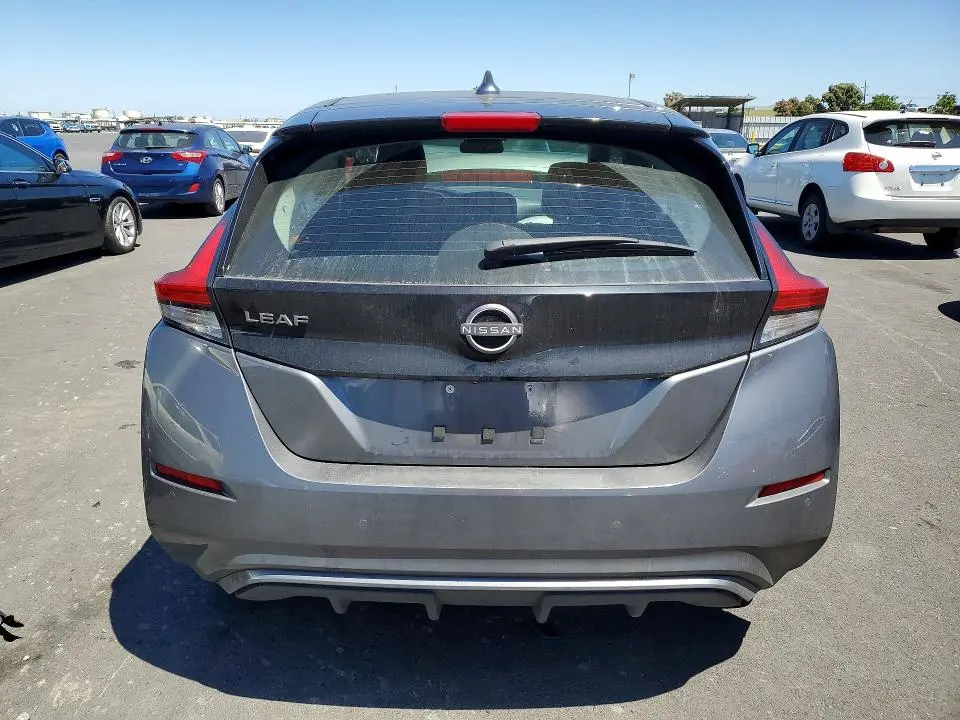 2025 NISSAN LEAF S  