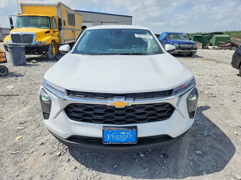 2024 CHEVROLET TRAX LS  