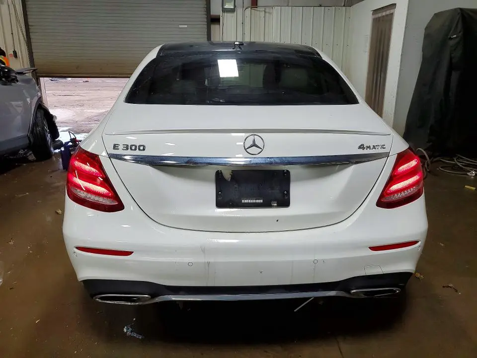 2017 MERCEDES-BENZ E 300 4MATIC  
