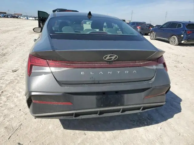 2025 HYUNDAI ELANTRA SEL